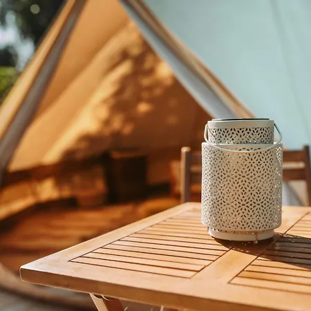Mila Laka Glamping Hotel Milki Exterior photo