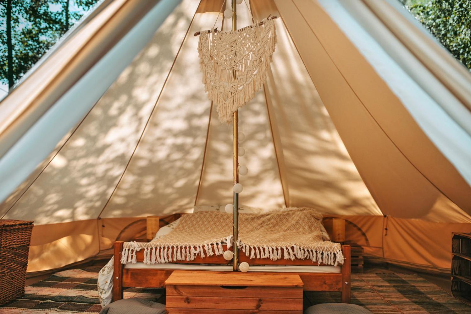Mila Laka Glamping Luxury tent Milki